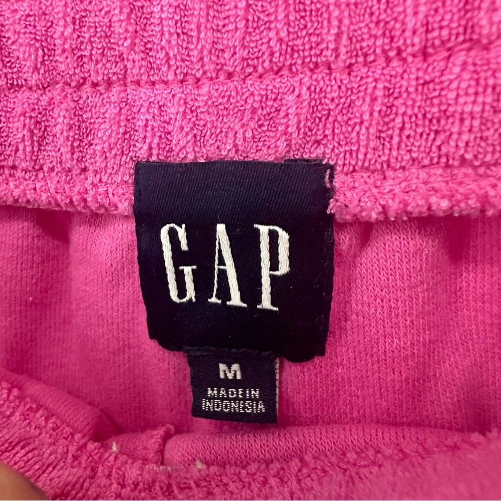 GAP terrycloth pull
